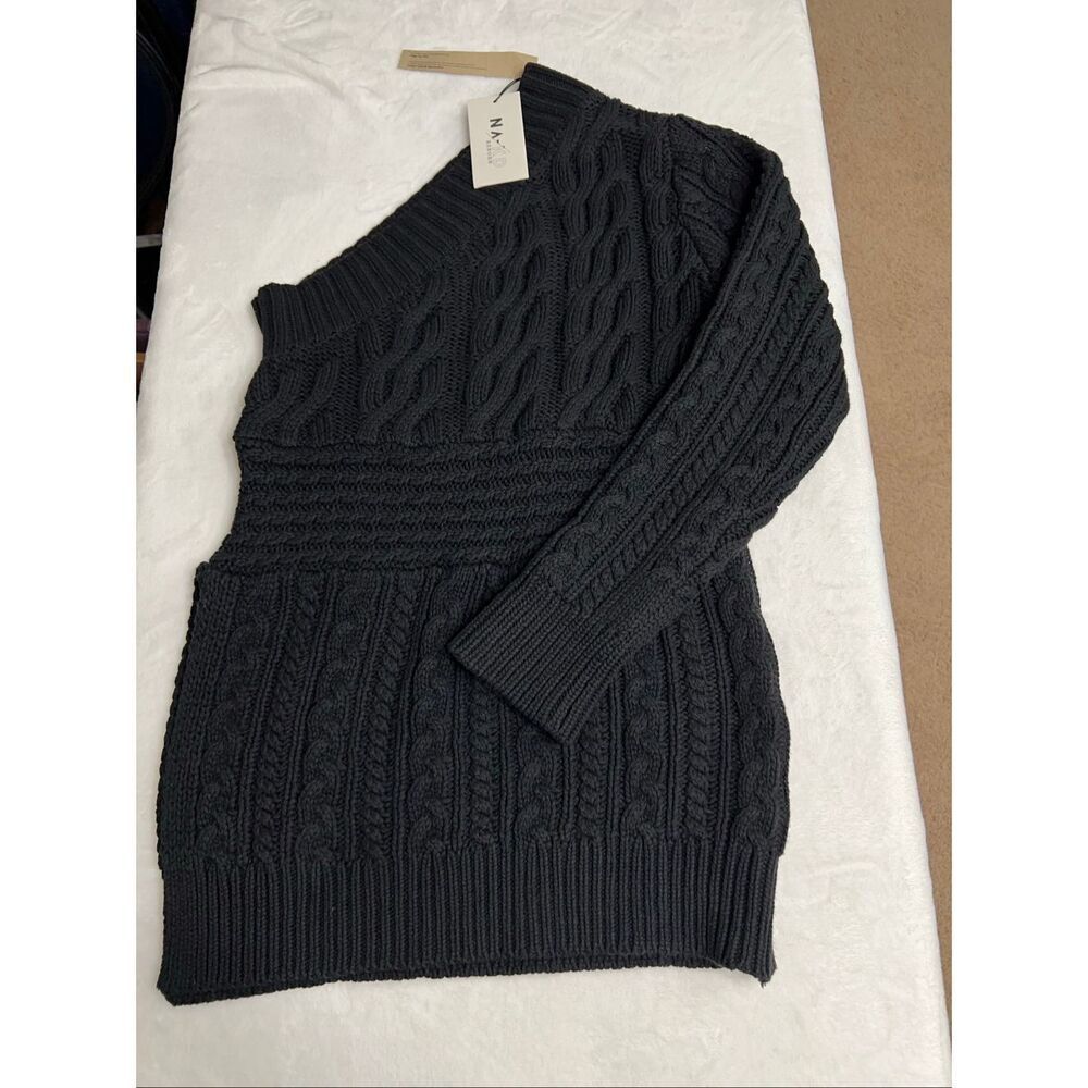 Na-Kd Reborn Black Cable Knit One Shoulder Sweater Medium NEW